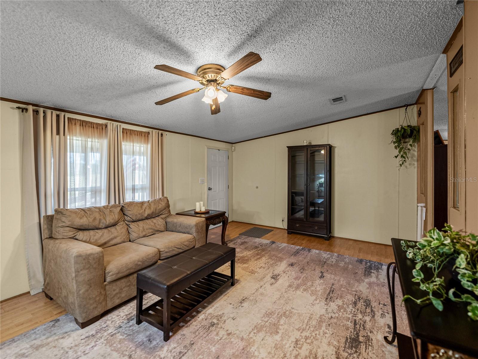 3006 CLEMONS RD, PLANT CITY, FL, 33566