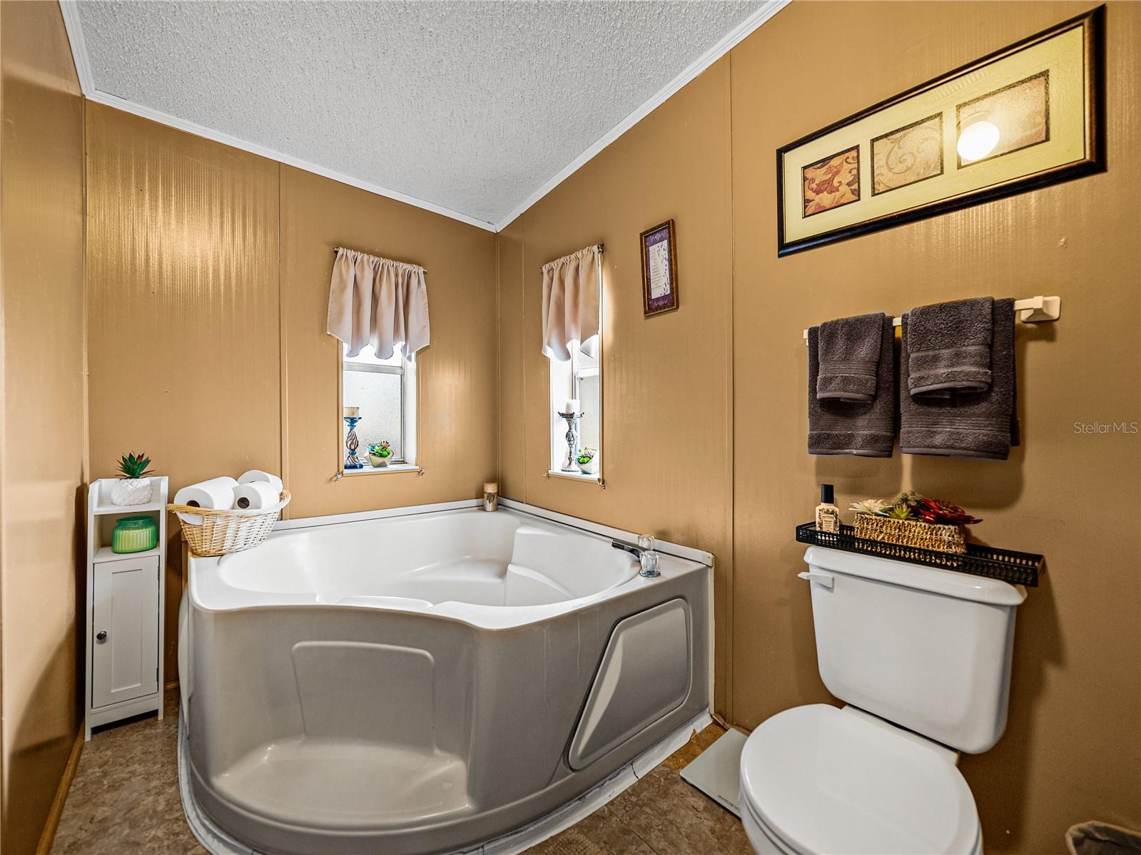 3006 CLEMONS RD, PLANT CITY, FL, 33566