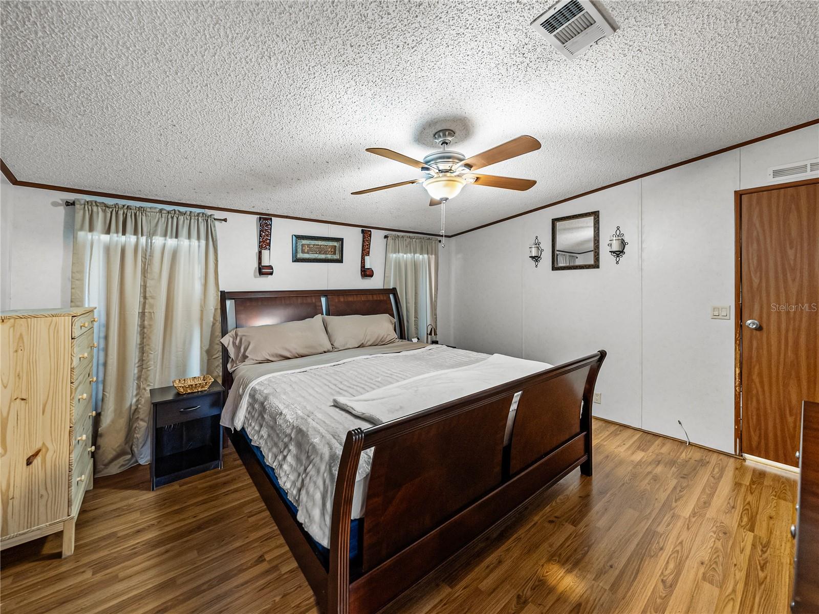 3006 CLEMONS RD, PLANT CITY, FL, 33566