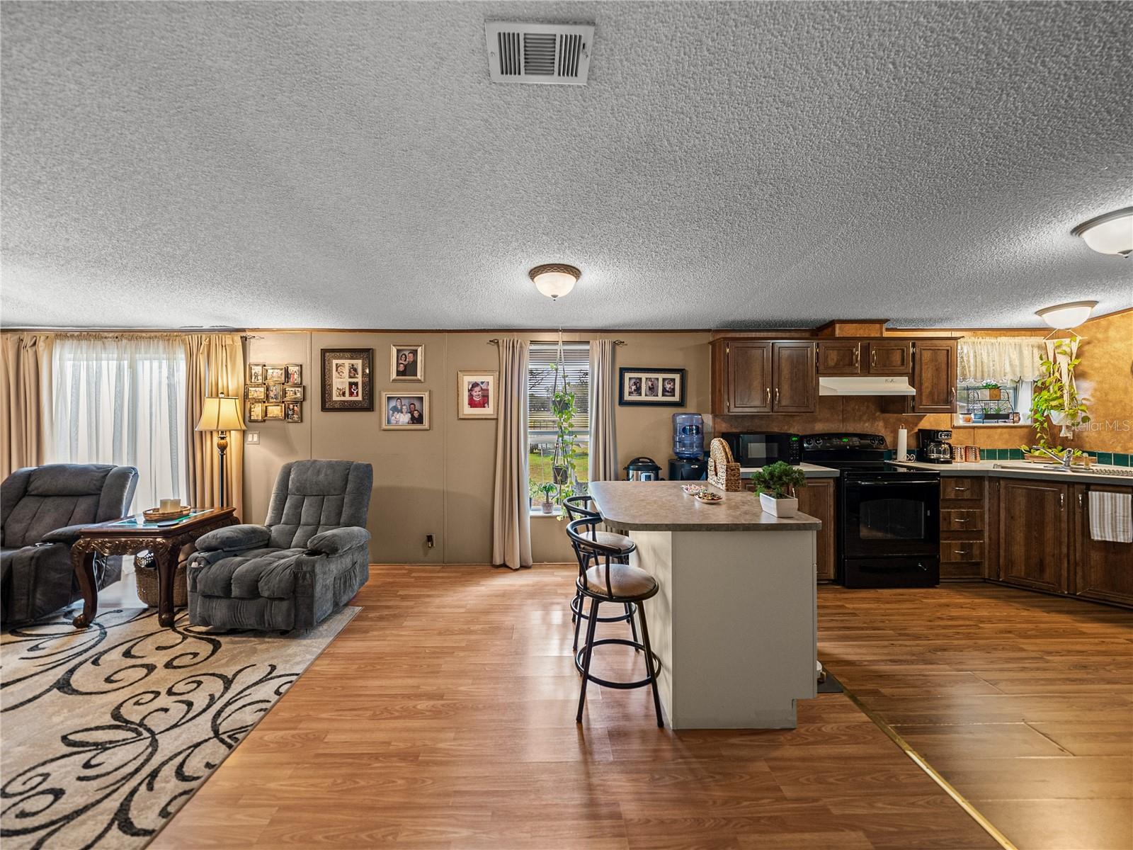 3006 CLEMONS RD, PLANT CITY, FL, 33566