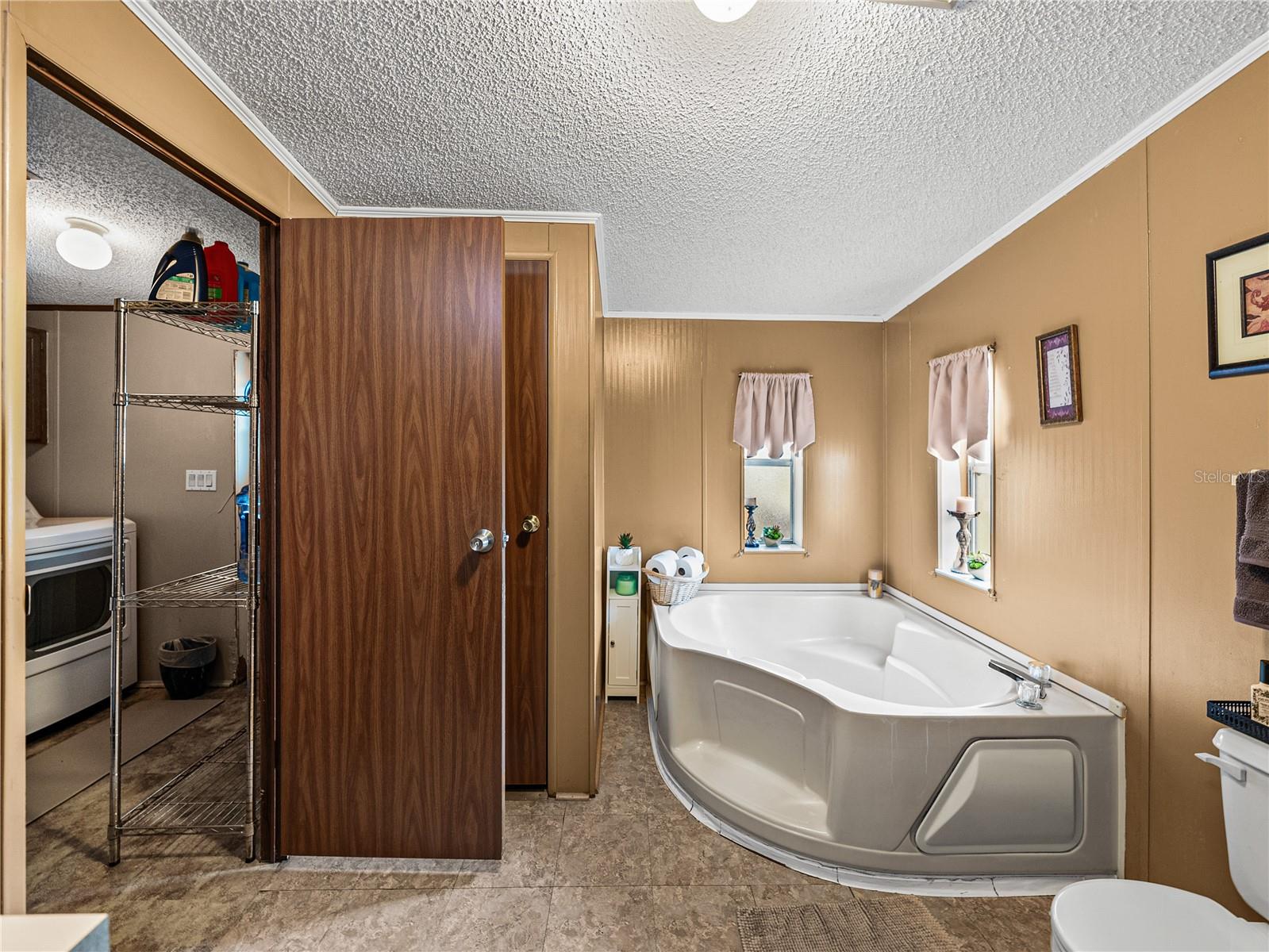 3006 CLEMONS RD, PLANT CITY, FL, 33566