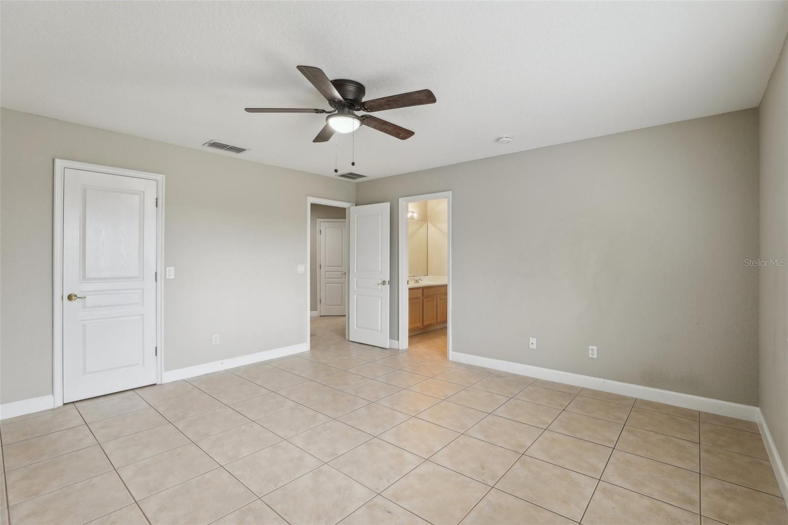 1395 LEGENDARY BLVD, CLERMONT, FL, 34711