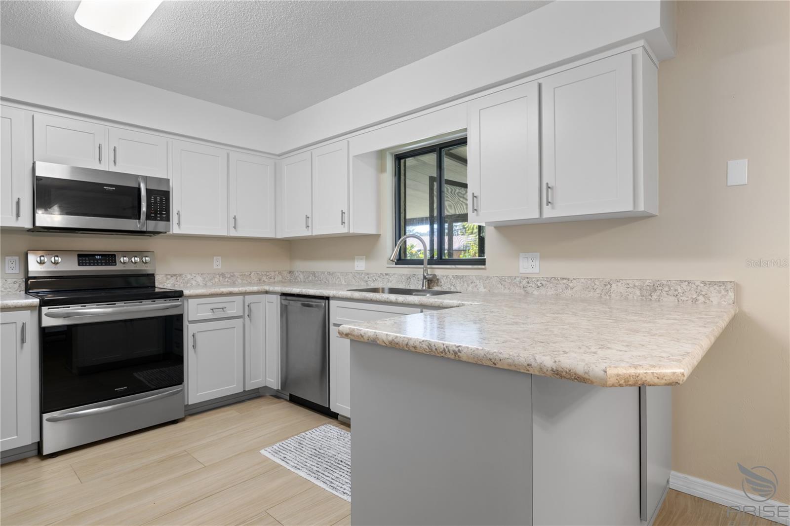 3112 NEEDLE PALM DR, EDGEWATER, FL, 32141