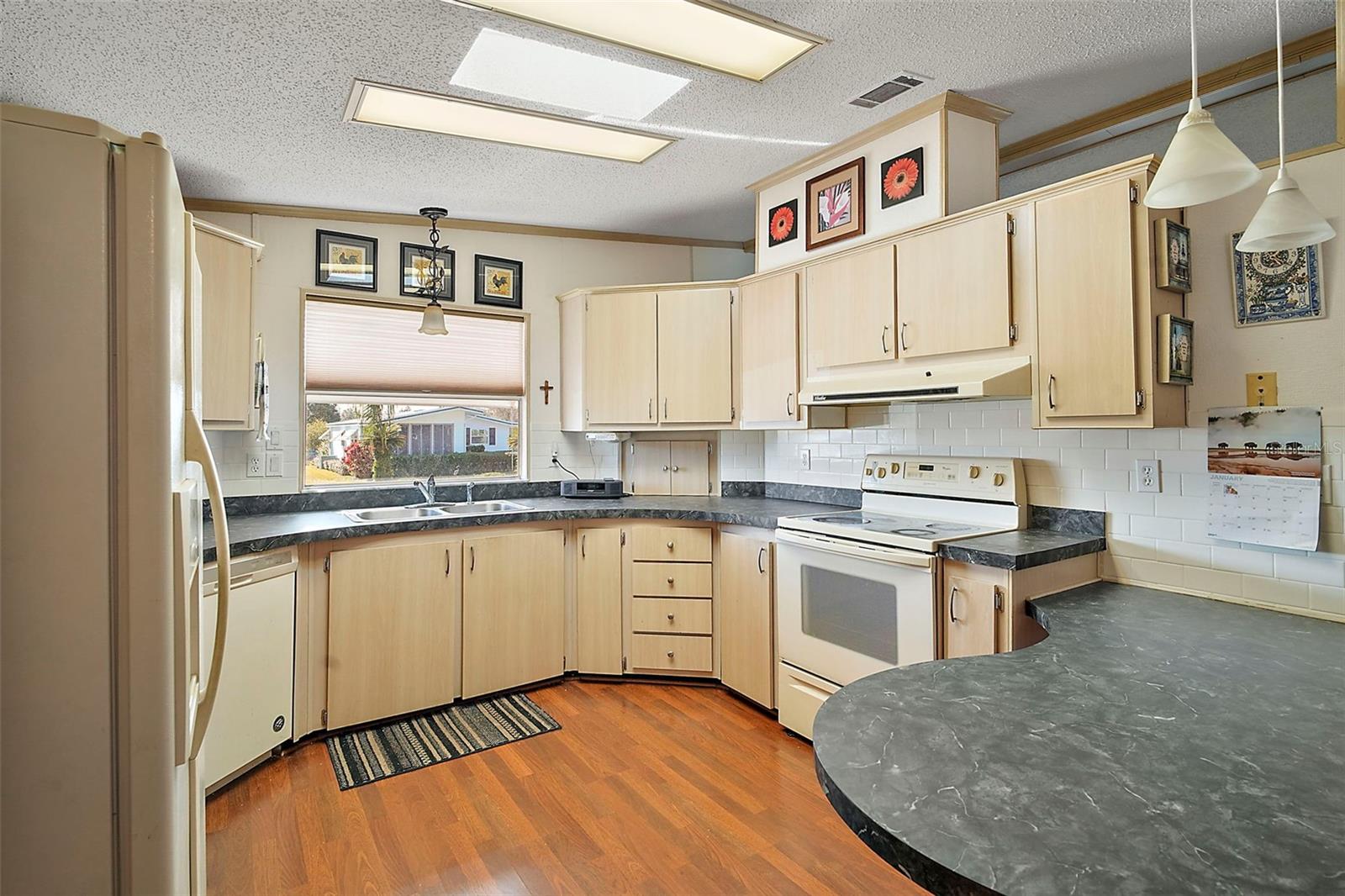 3310 MANATEE RD, TAVARES, FL, 32778