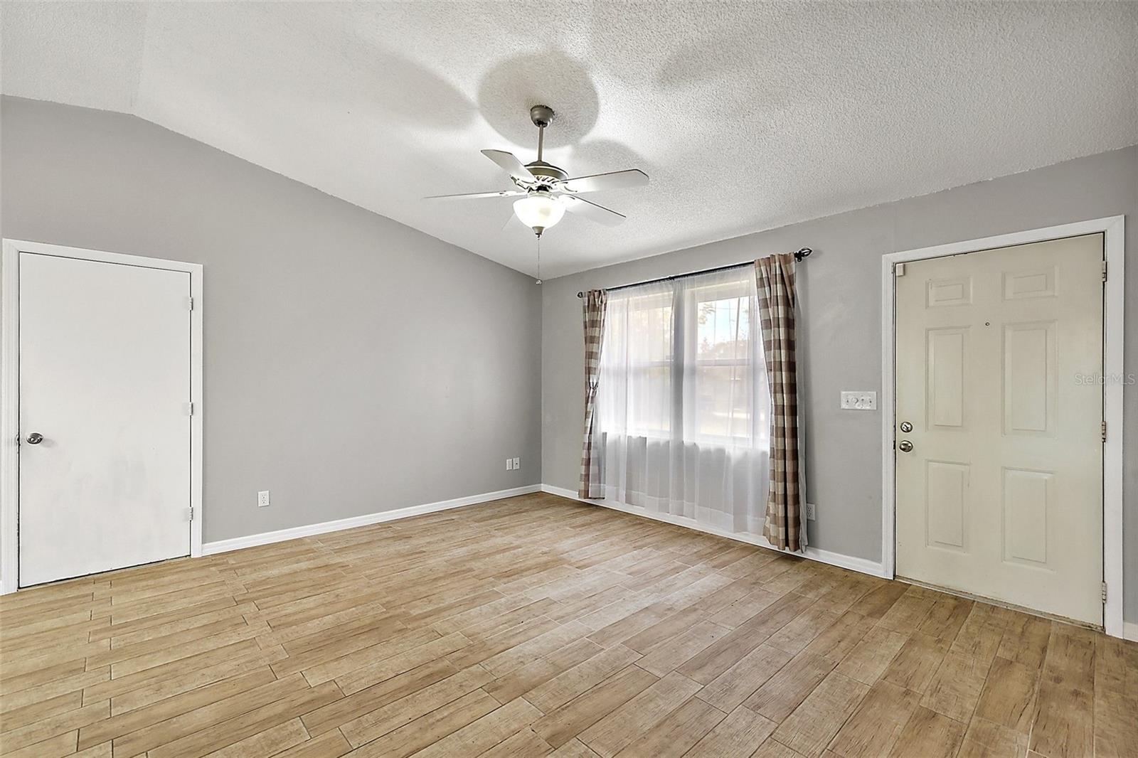 10830 ANNA BELLE AVE, LEESBURG, FL, 34788