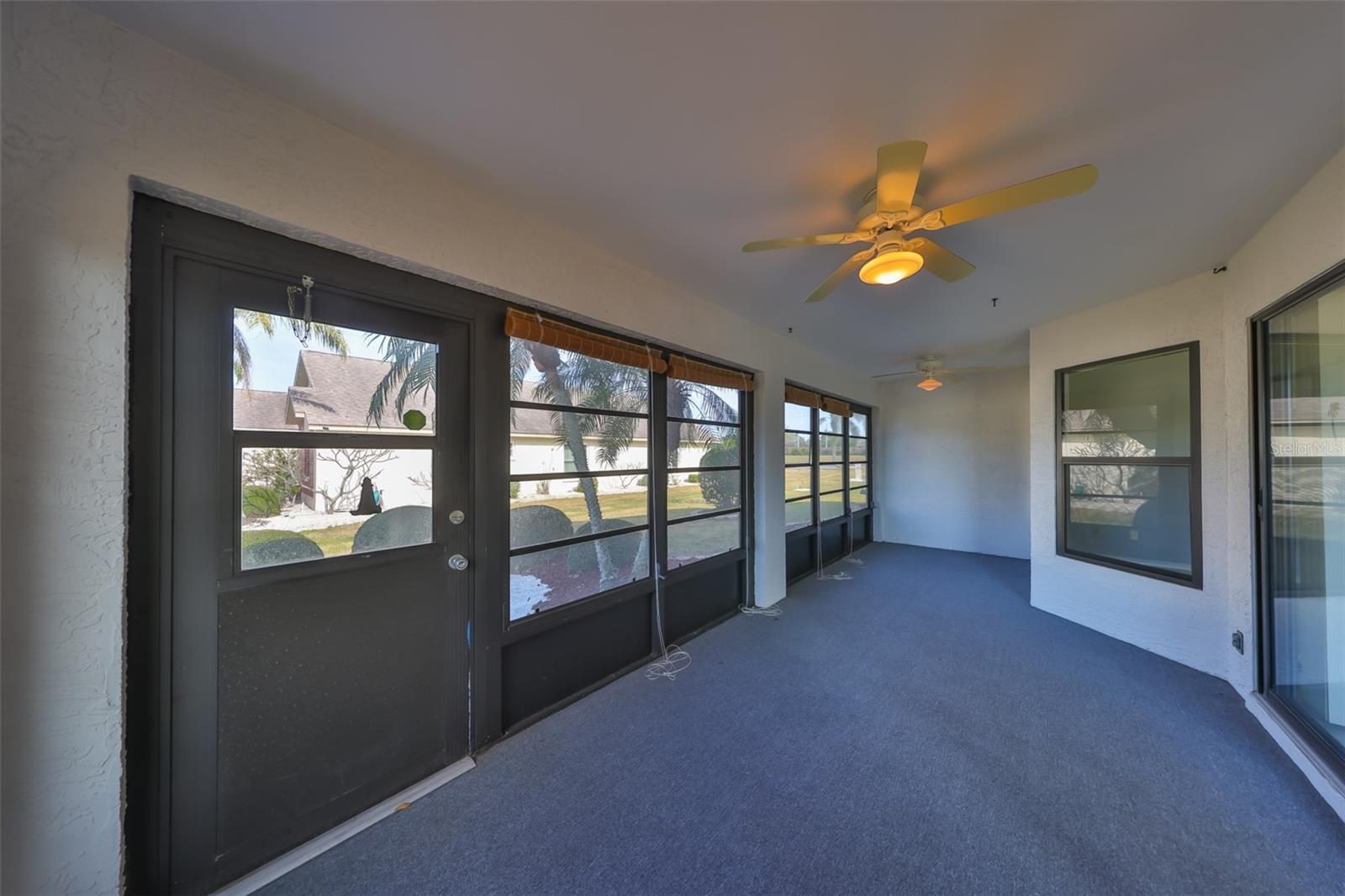 243 LINGER LN, SUN CITY CENTER, FL, 33573