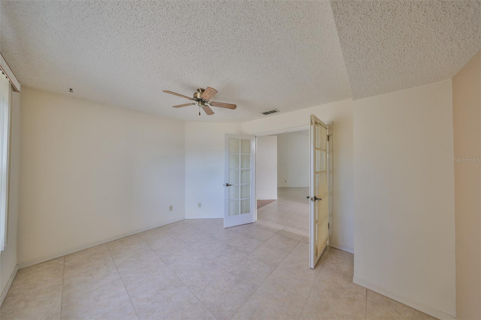 243 LINGER LN, SUN CITY CENTER, FL, 33573