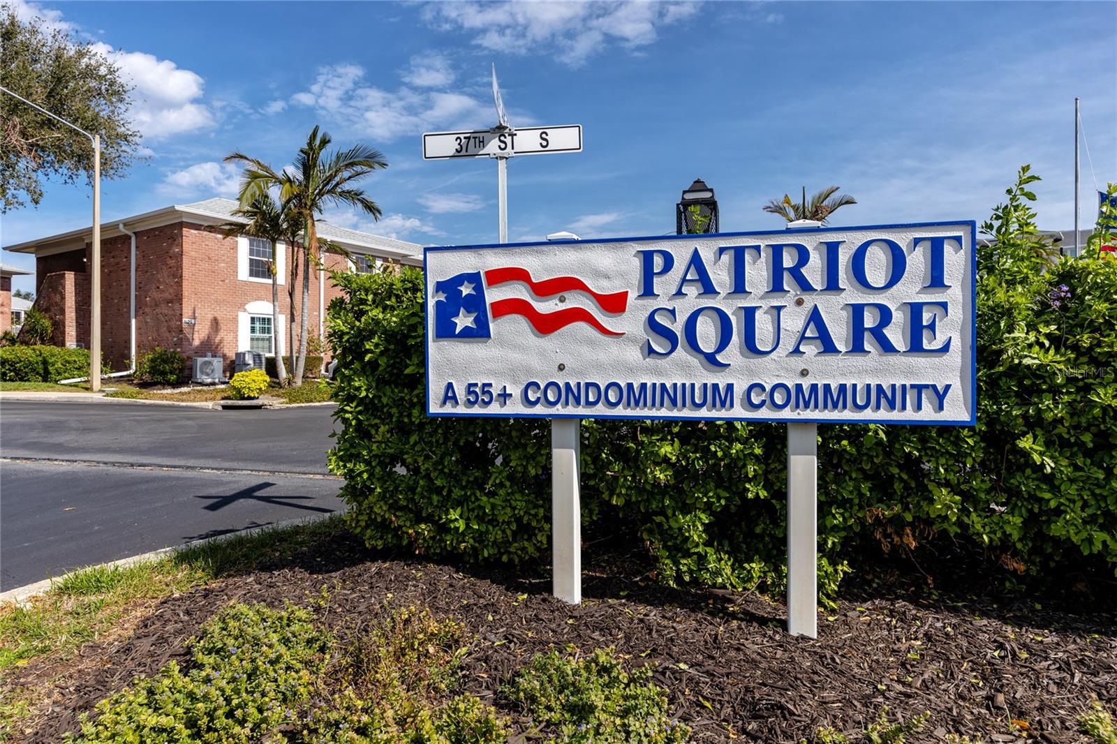 3475 41ST TER S #215, ST PETERSBURG, FL, 33711