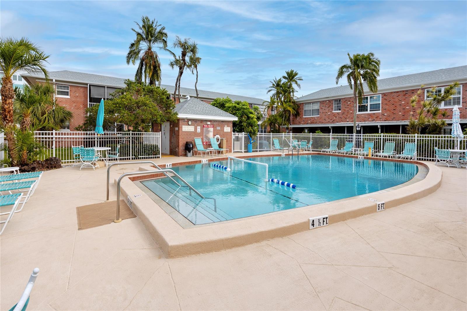 3475 41ST TER S #215, ST PETERSBURG, FL, 33711