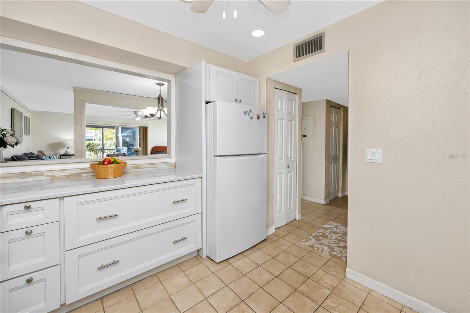 3475 41ST TER S #215, ST PETERSBURG, FL, 33711