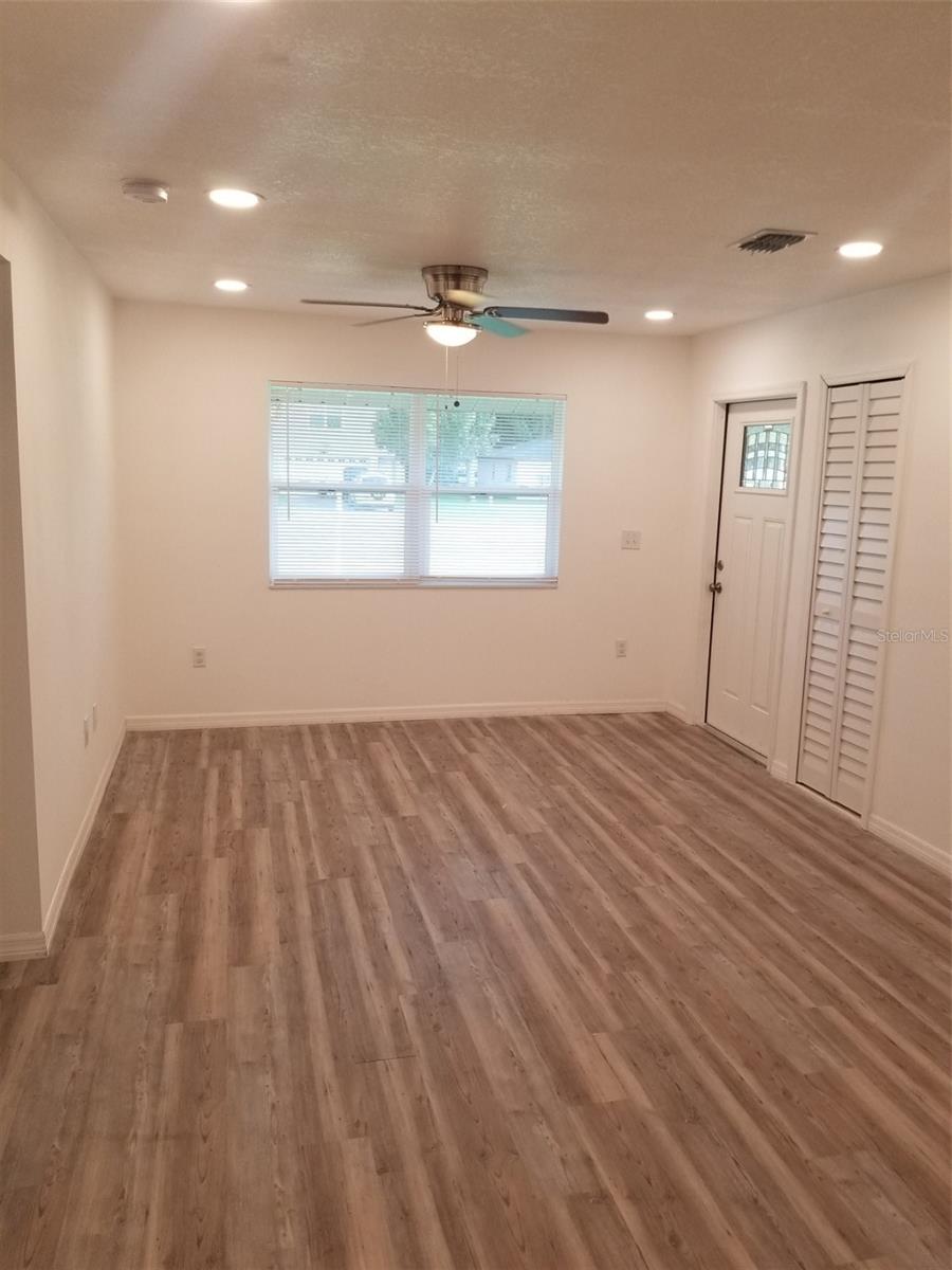 318 W OAKLAND AVE #B, OAKLAND, FL, 34760