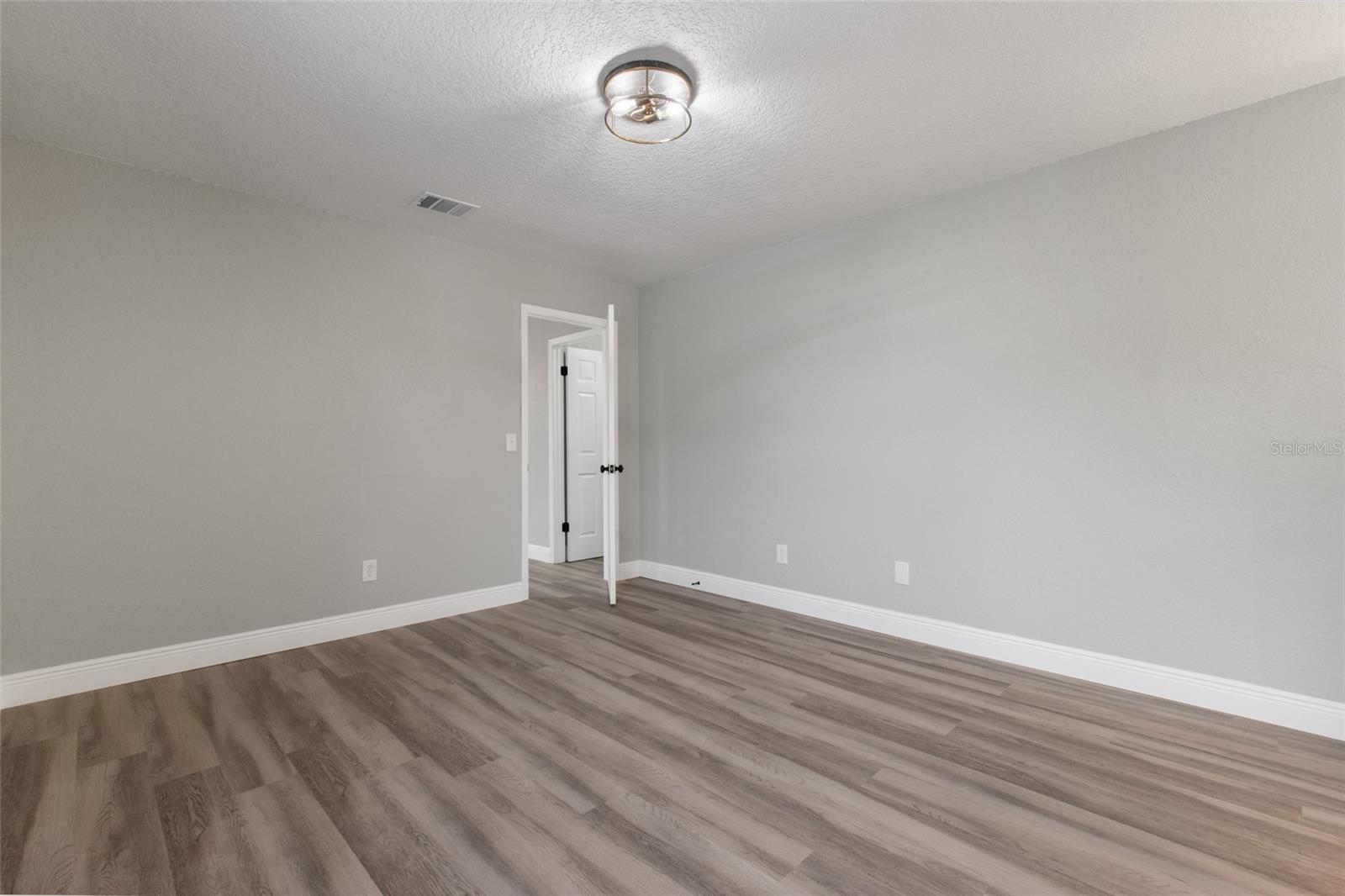 2201 KENTUCKY DERBY DR, ORLANDO, FL, 32825