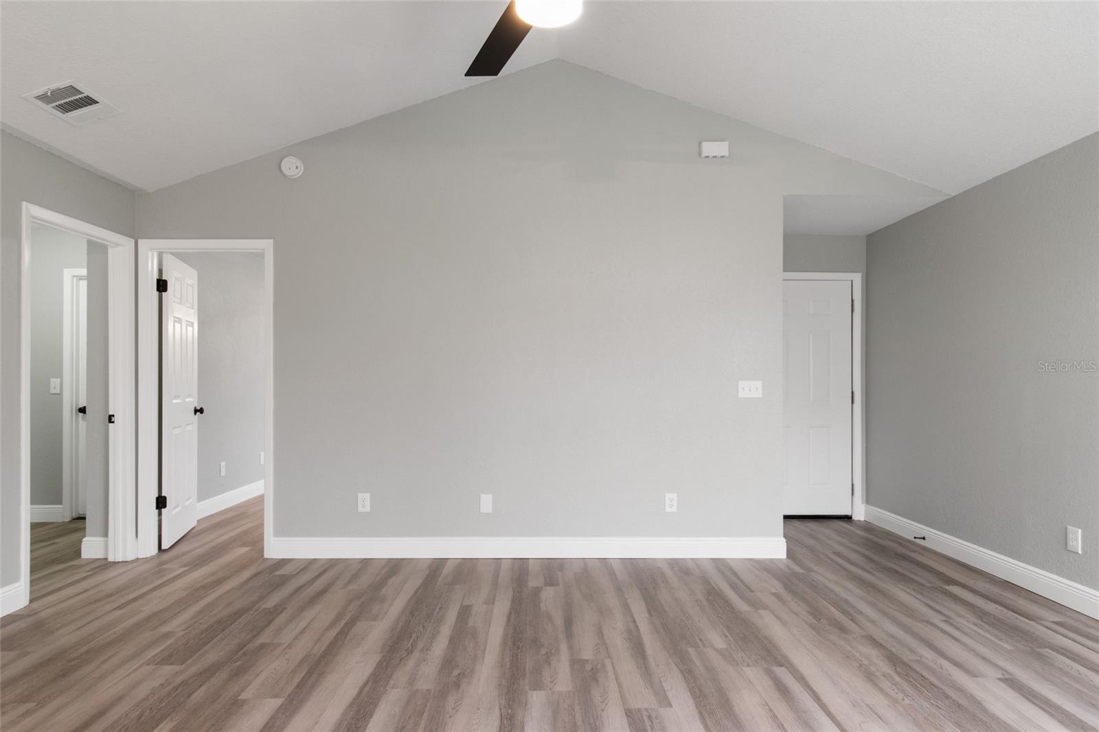 2201 KENTUCKY DERBY DR, ORLANDO, FL, 32825