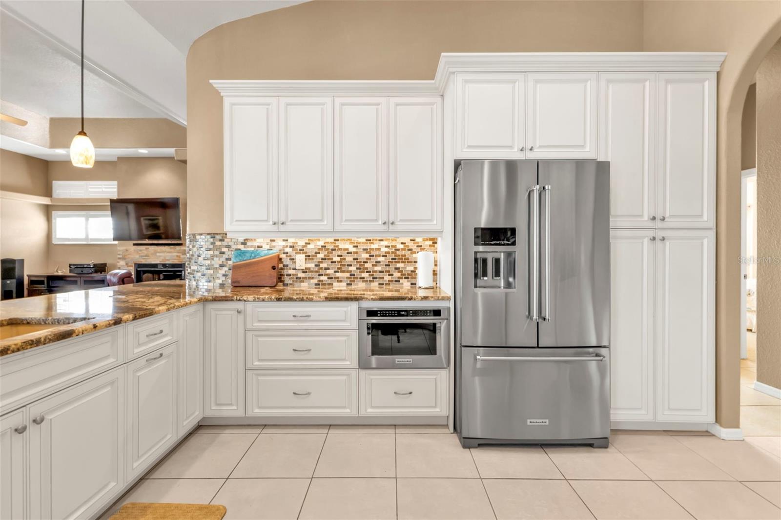 18138 EAU GALLIE CIR, PORT CHARLOTTE, FL, 33948