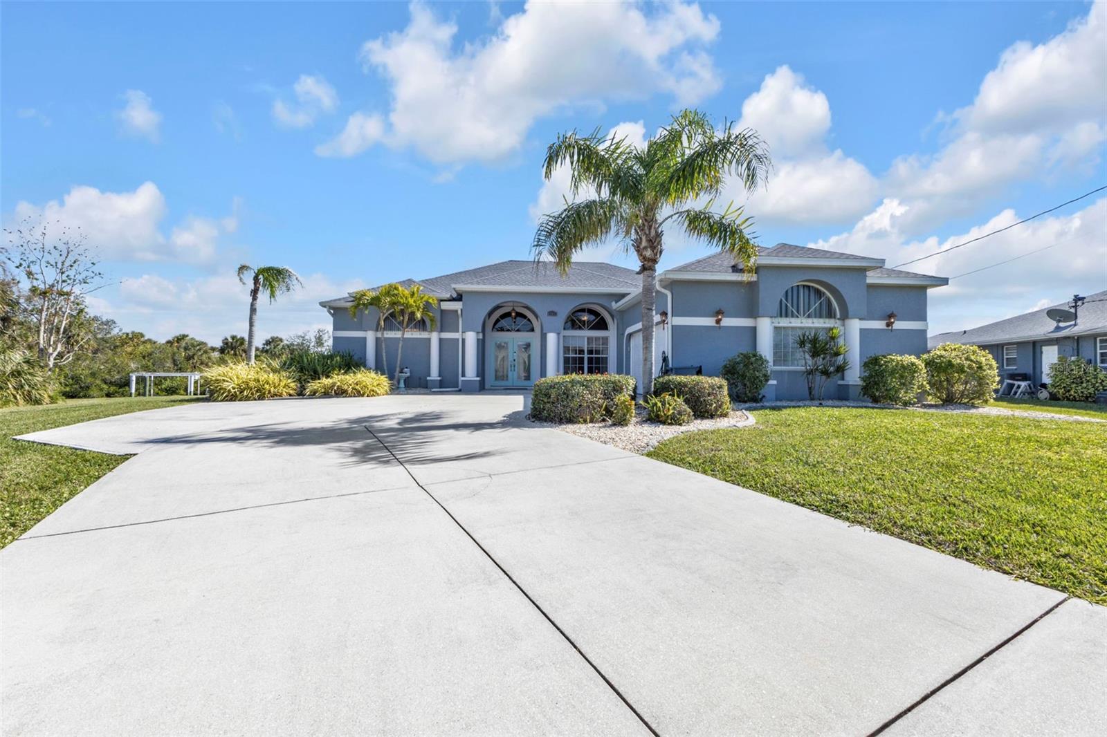 18138 EAU GALLIE CIR, PORT CHARLOTTE, FL, 33948