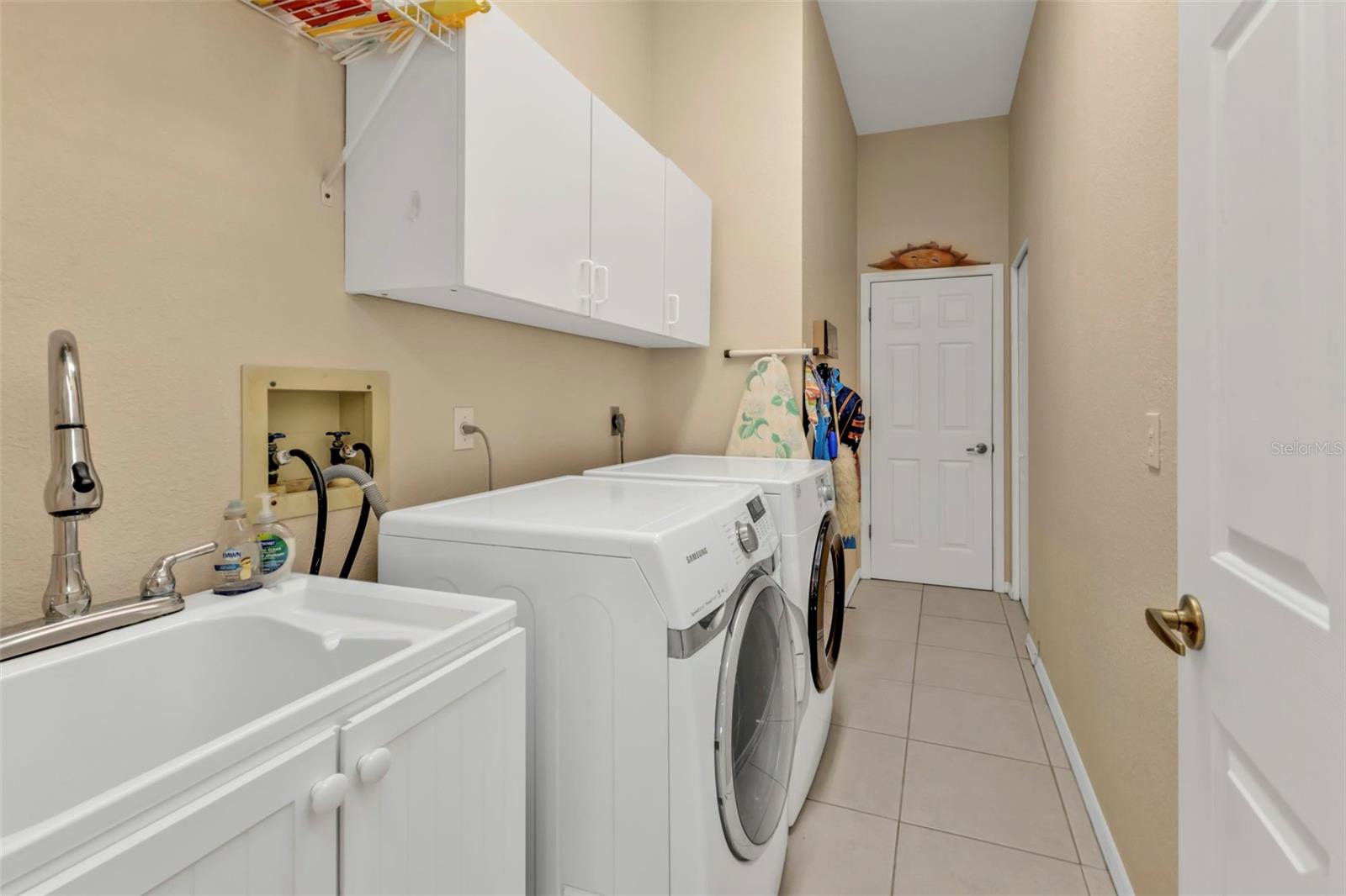 18138 EAU GALLIE CIR, PORT CHARLOTTE, FL, 33948