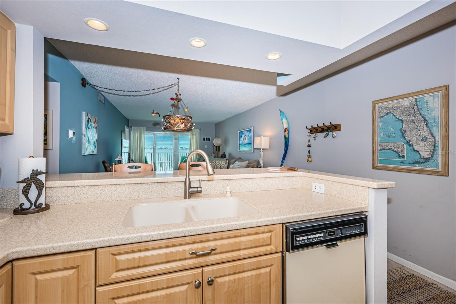 6051 SUN BLVD #207, ST PETERSBURG, FL, 33715