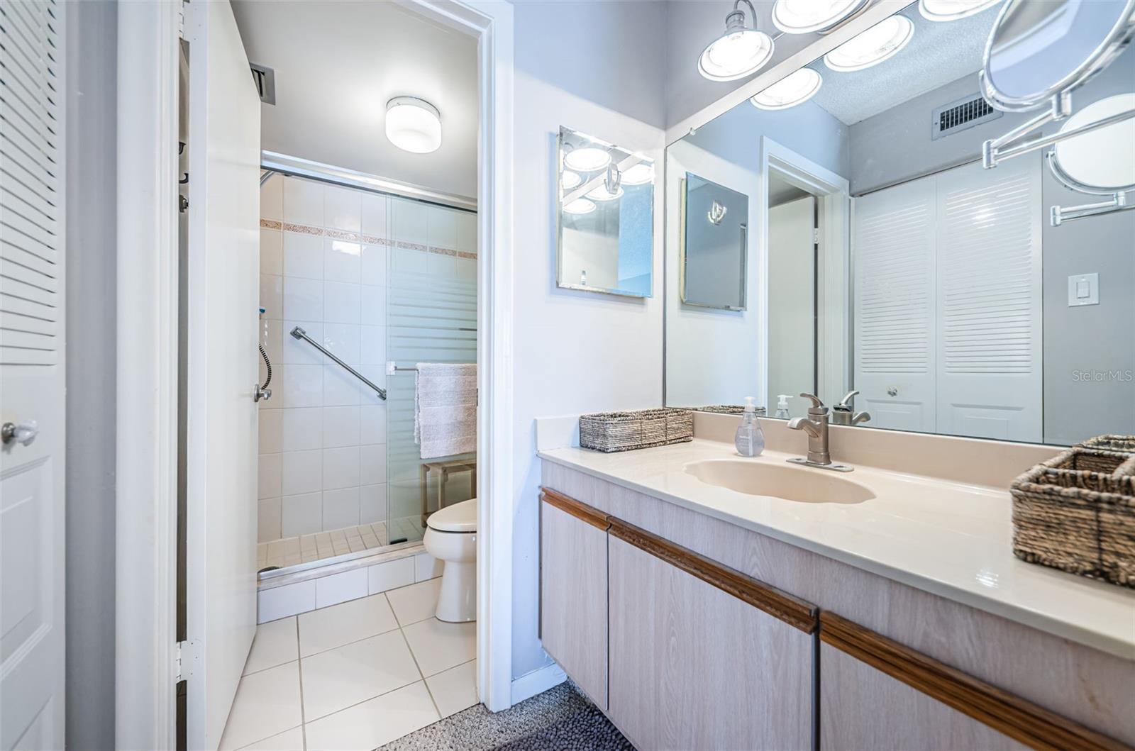6051 SUN BLVD #207, ST PETERSBURG, FL, 33715
