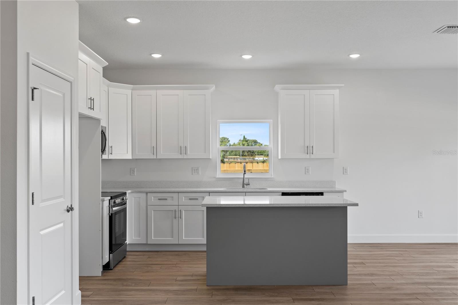 816 W 24TH ST, SANFORD, FL, 32771