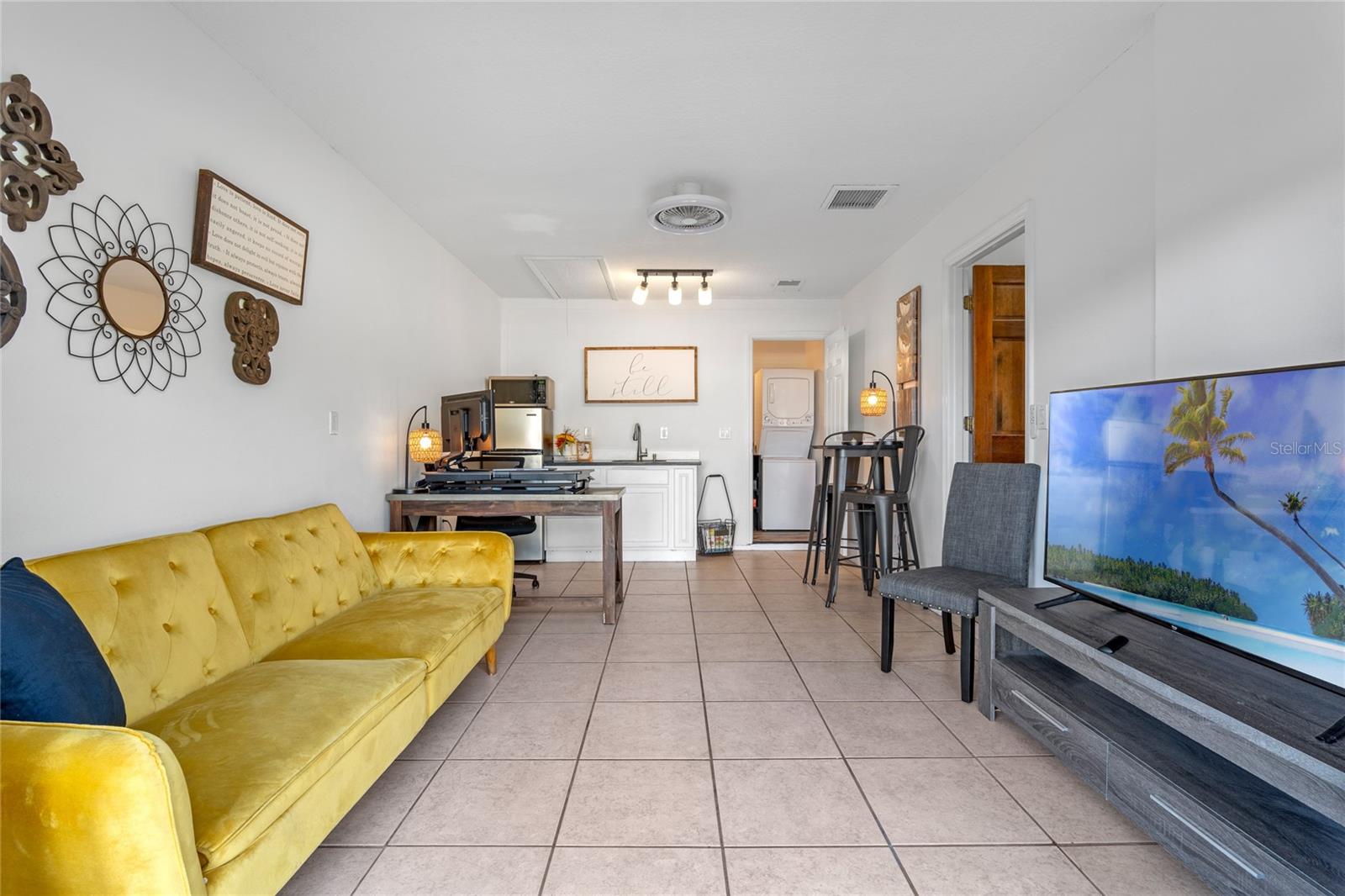 1254 SEMINOLA BLVD, CASSELBERRY, FL, 32707