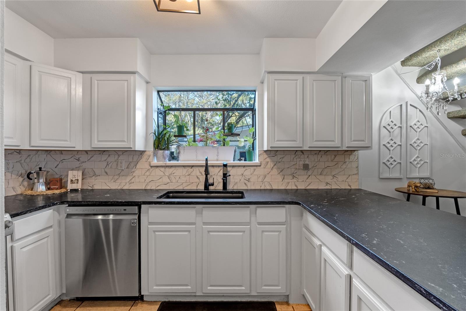 1254 SEMINOLA BLVD, CASSELBERRY, FL, 32707