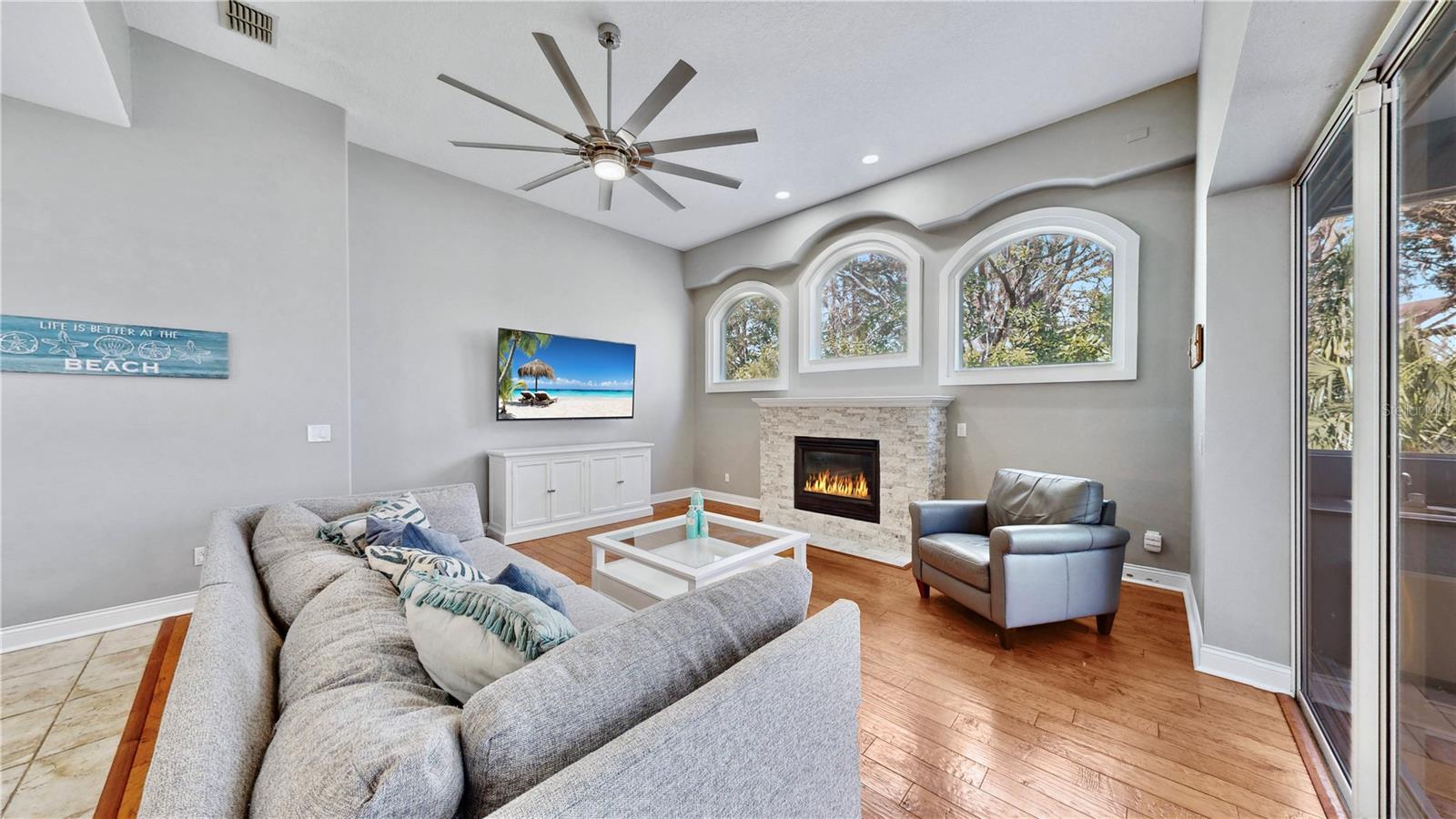 5253 MIRA VISTA DR, PALM HARBOR, FL, 34685