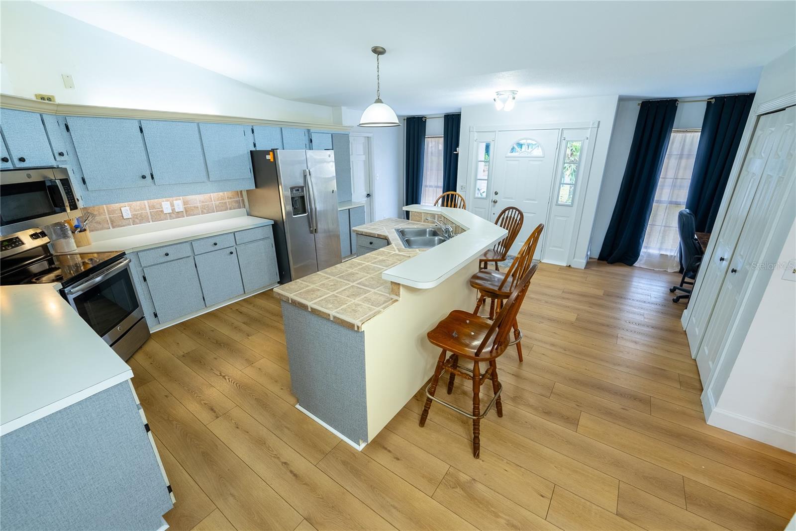 883 MONTROSE AVE, ORANGE CITY, FL, 32763