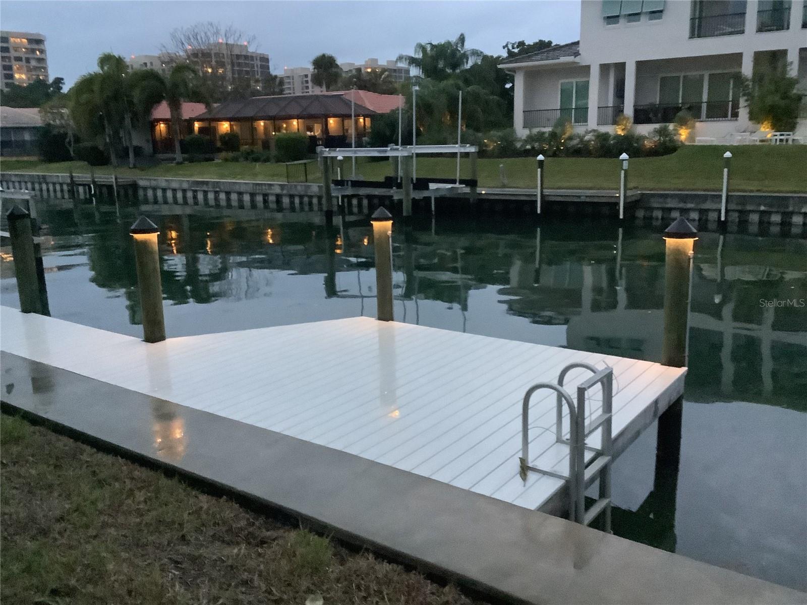 521 WEDGE LN, LONGBOAT KEY, FL, 34228
