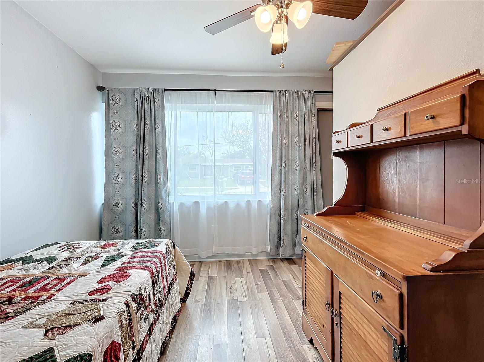 8330 VENDOME BLVD N, PINELLAS PARK, FL, 33781