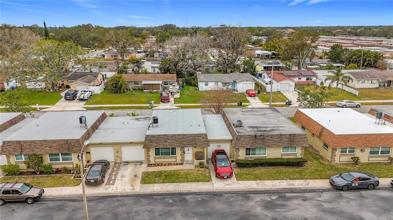 8330 VENDOME BLVD N, PINELLAS PARK, FL, 33781