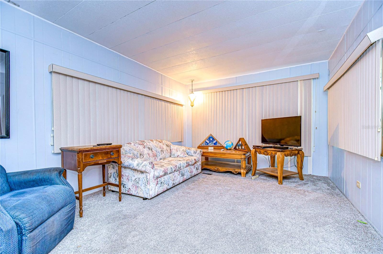 6141 RIDGEWOOD DR, ZEPHYRHILLS, FL, 33542