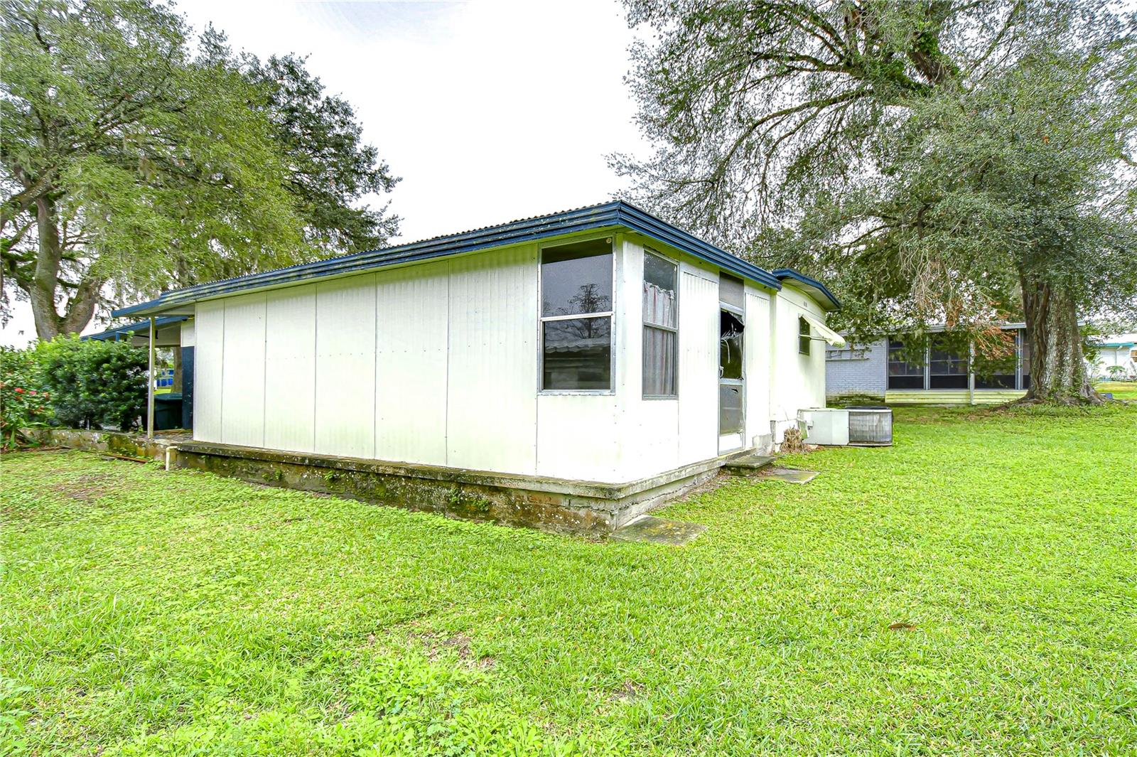 6141 RIDGEWOOD DR, ZEPHYRHILLS, FL, 33542
