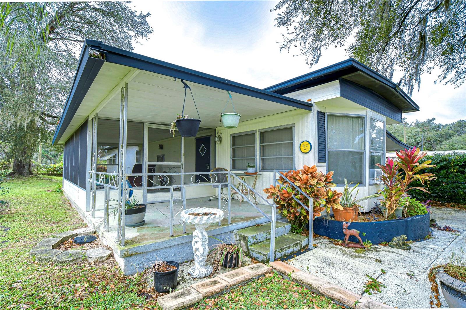 6141 RIDGEWOOD DR, ZEPHYRHILLS, FL, 33542