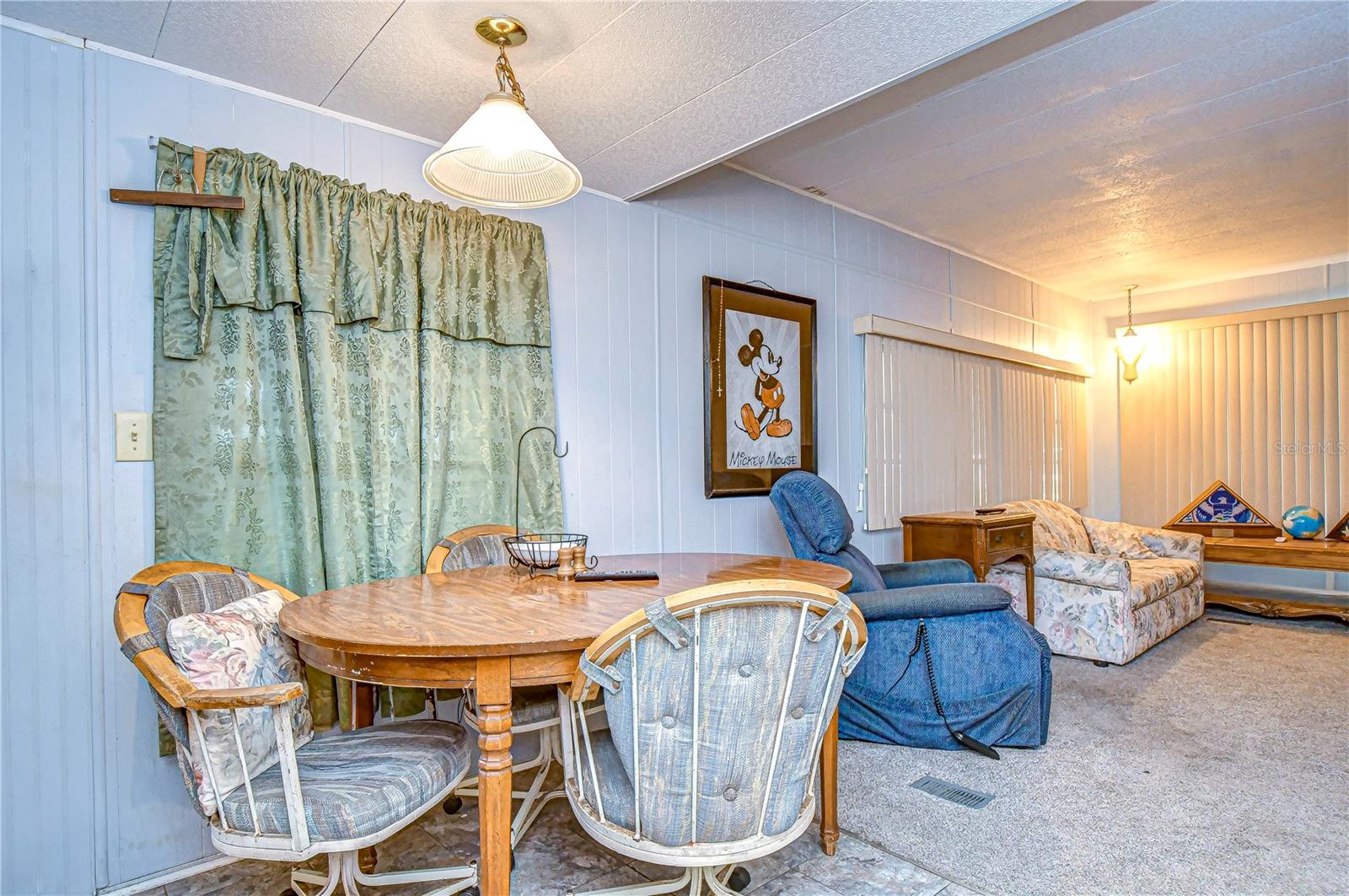 6141 RIDGEWOOD DR, ZEPHYRHILLS, FL, 33542