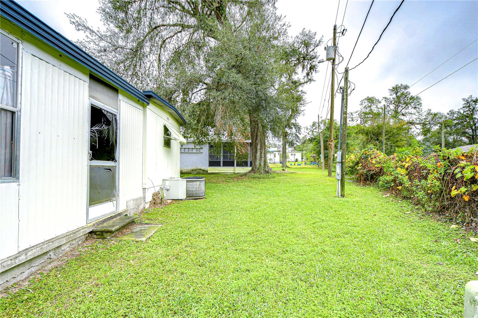 6141 RIDGEWOOD DR, ZEPHYRHILLS, FL, 33542