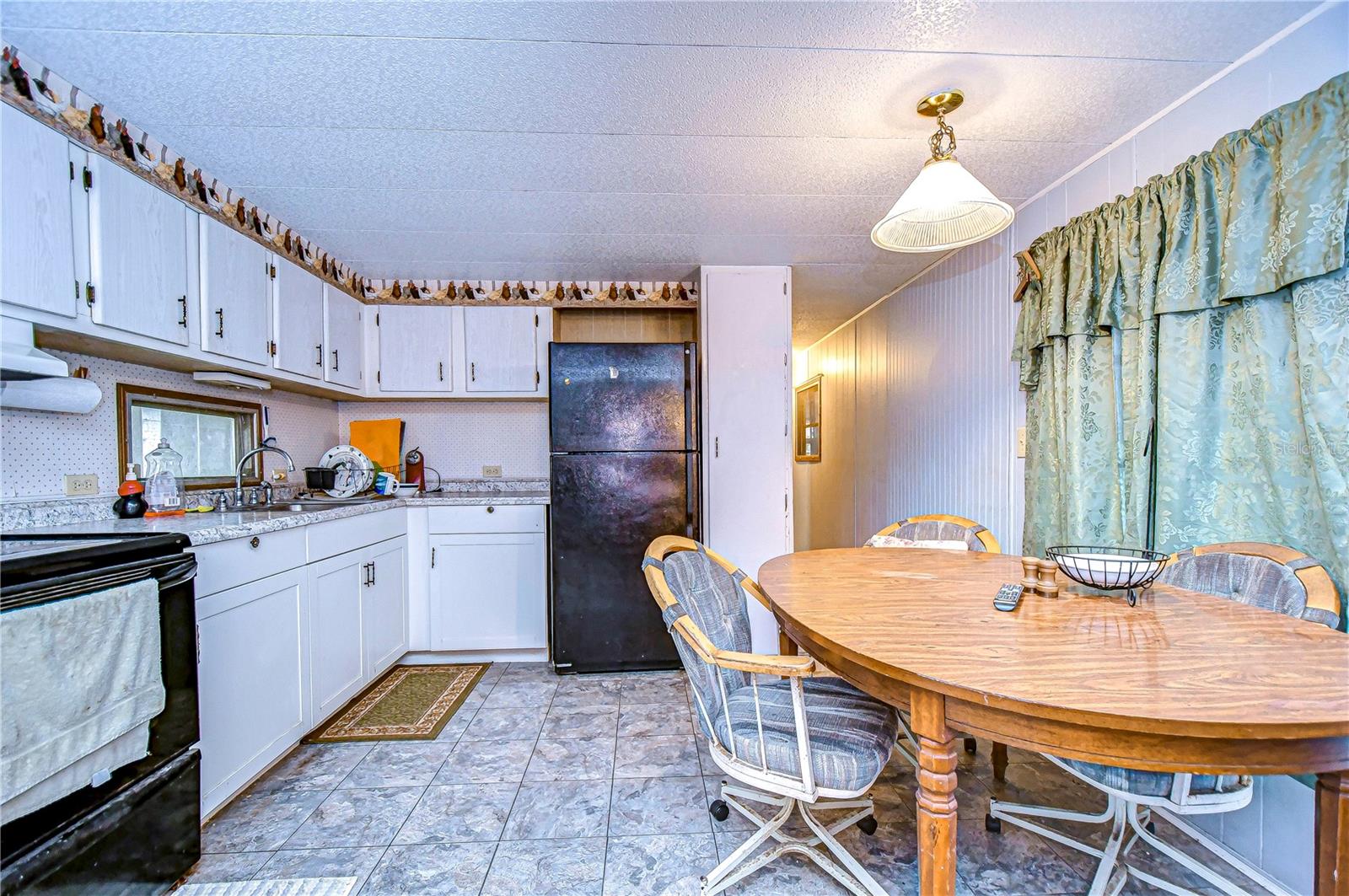 6141 RIDGEWOOD DR, ZEPHYRHILLS, FL, 33542