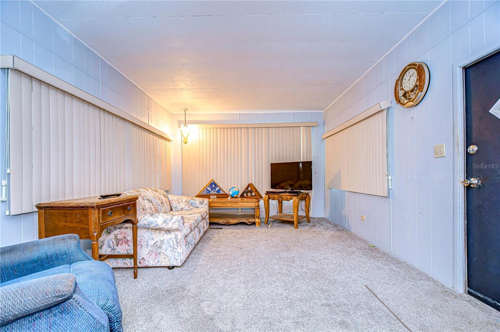 6141 RIDGEWOOD DR, ZEPHYRHILLS, FL, 33542