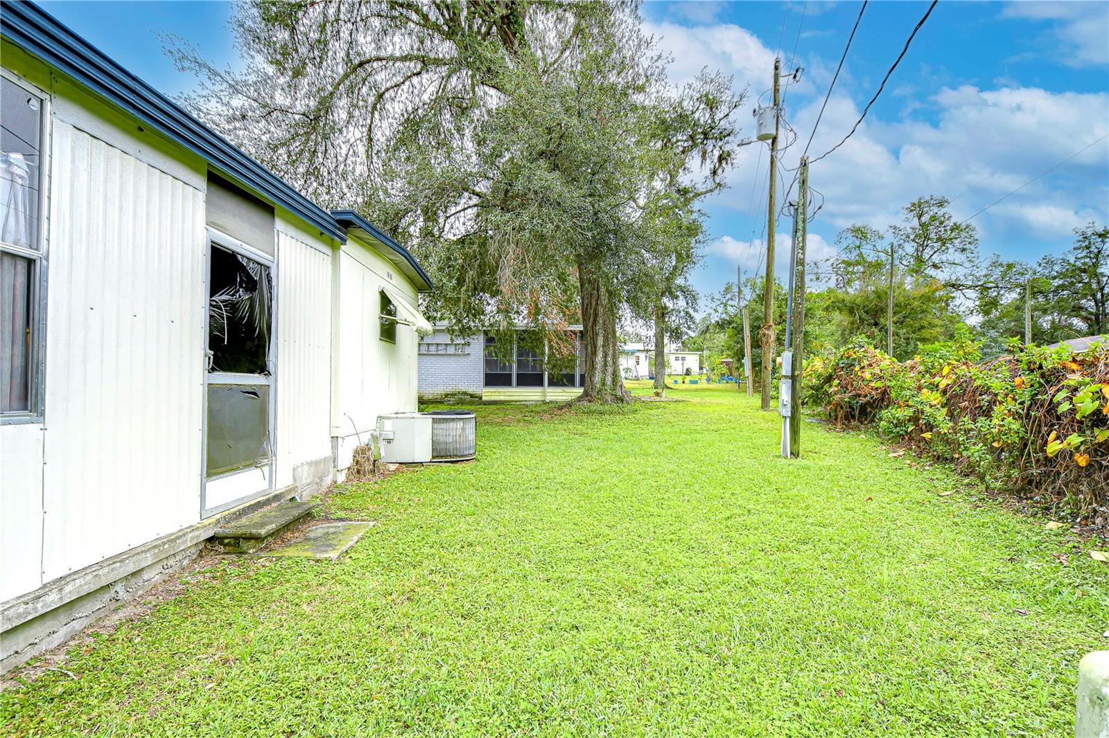 6141 RIDGEWOOD DR, ZEPHYRHILLS, FL, 33542