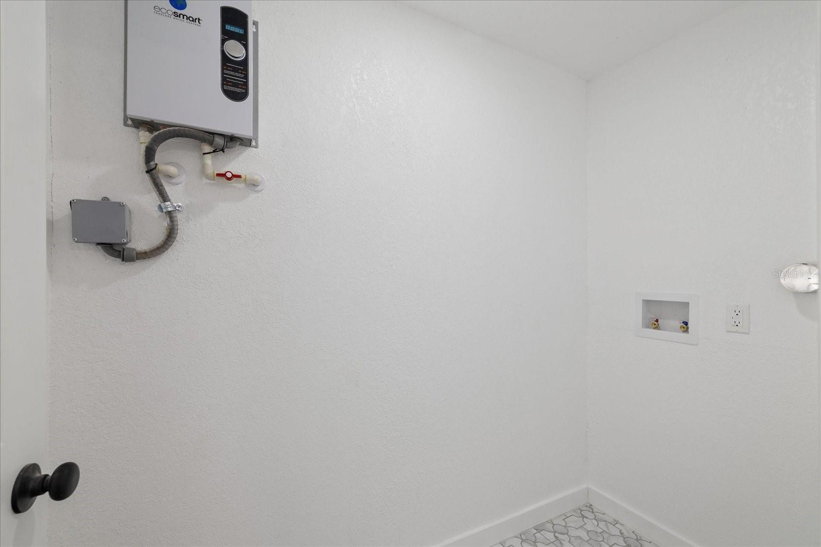 303 E 120TH AVE, TAMPA, FL, 33612