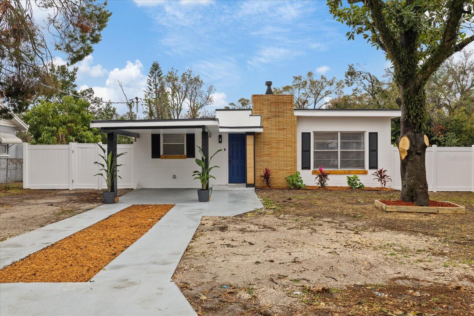 303 E 120TH AVE, TAMPA, FL, 33612