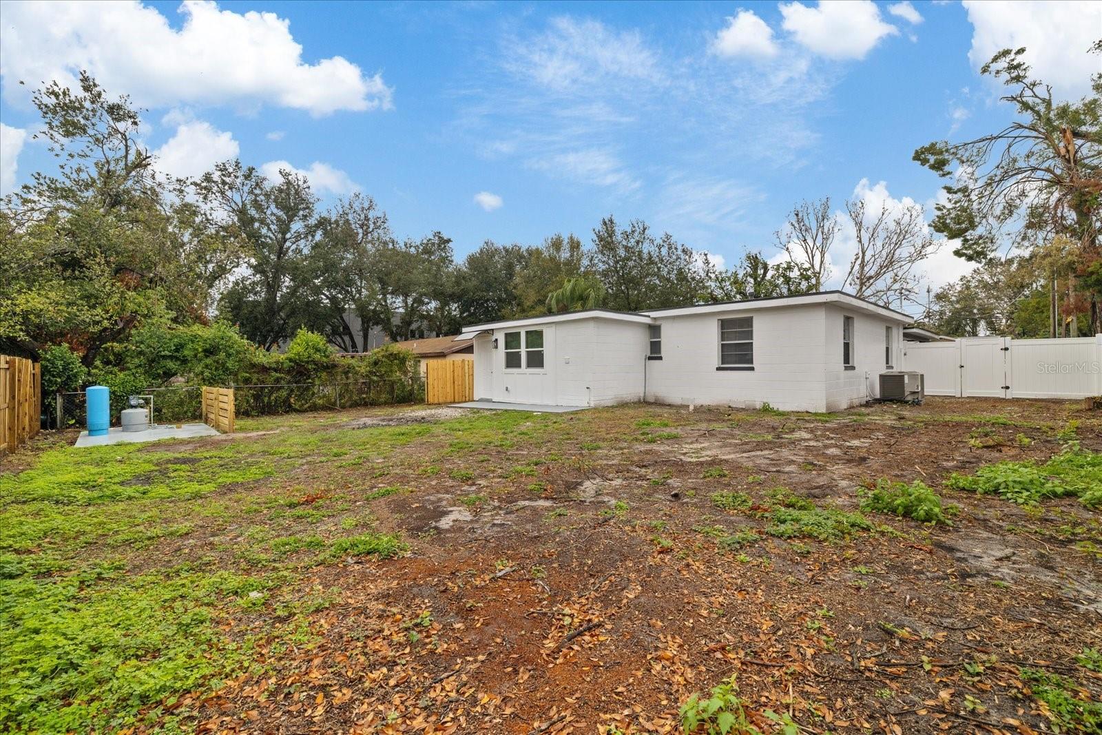 303 E 120TH AVE, TAMPA, FL, 33612