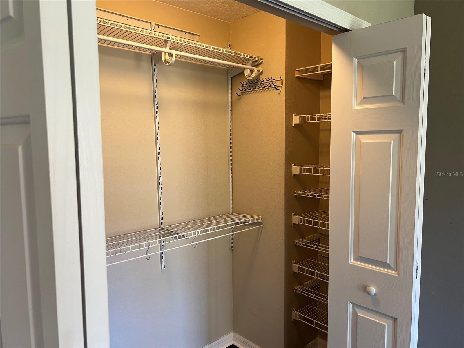 8313 SHALLOW CREEK CT, NEW PORT RICHEY, FL, 34653