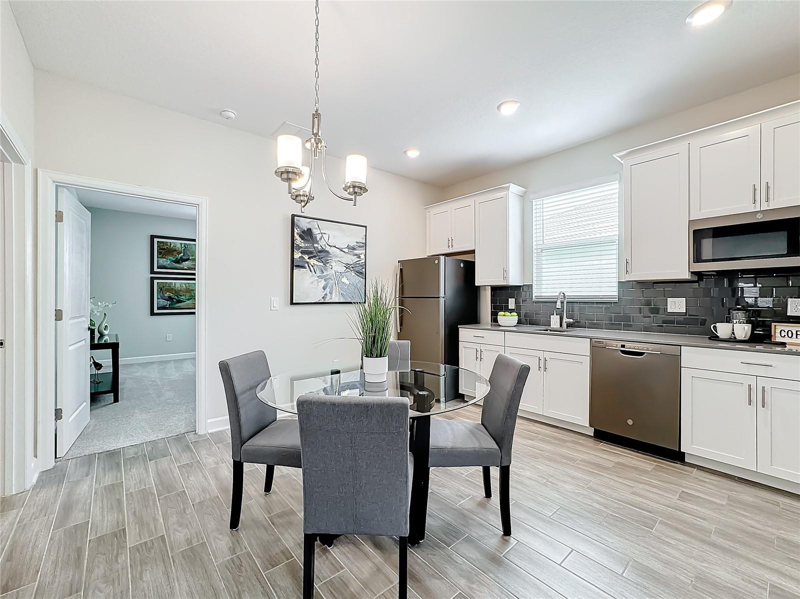 8886 FALLEN OAK DR, DAVENPORT, FL, 33896