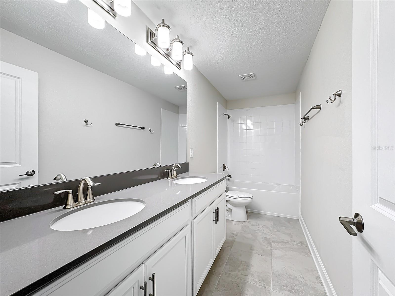 8886 FALLEN OAK DR, DAVENPORT, FL, 33896