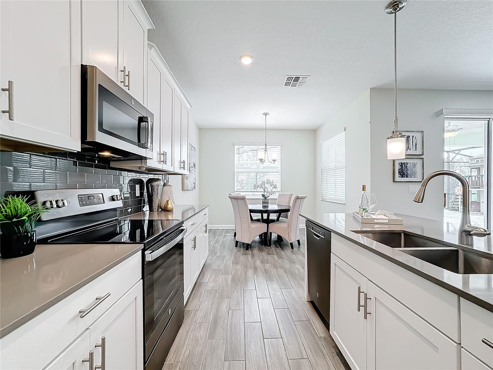 8886 FALLEN OAK DR, DAVENPORT, FL, 33896