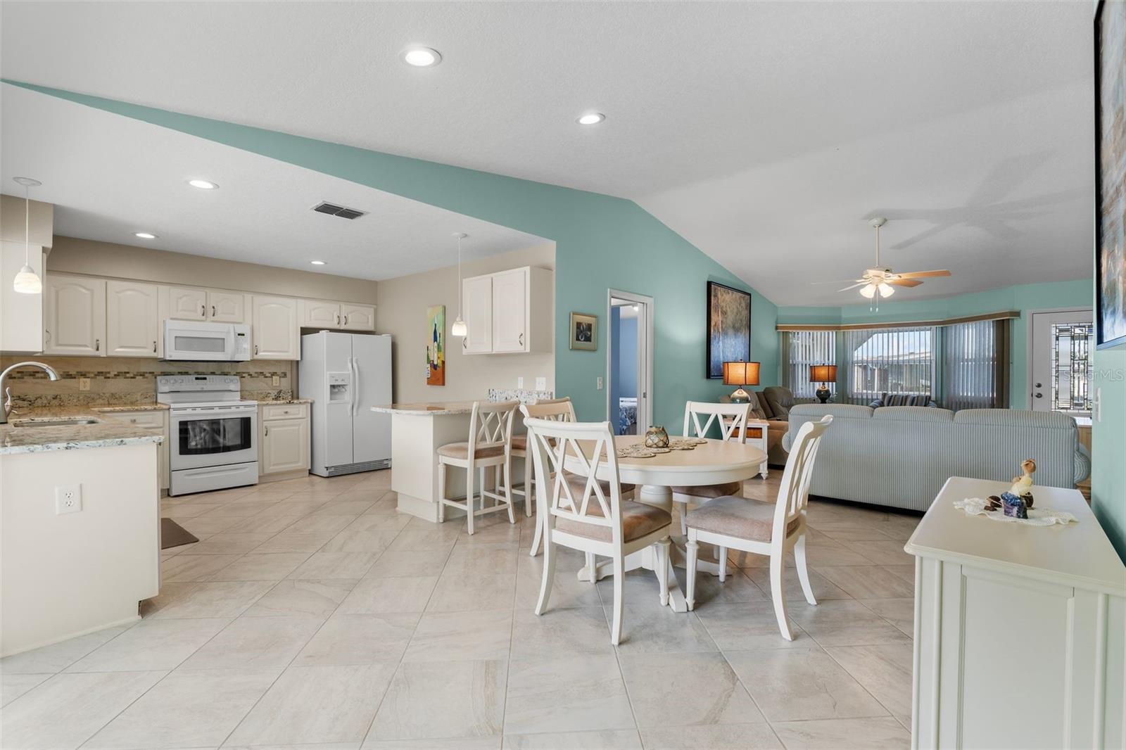 3273 PEBBLE BEND DR, LAKELAND, FL, 33810