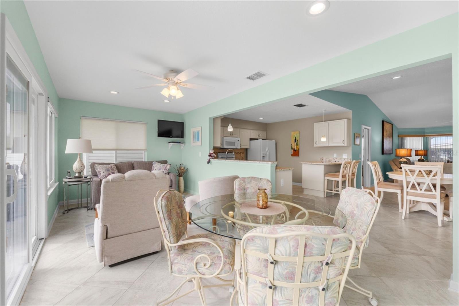 3273 PEBBLE BEND DR, LAKELAND, FL, 33810