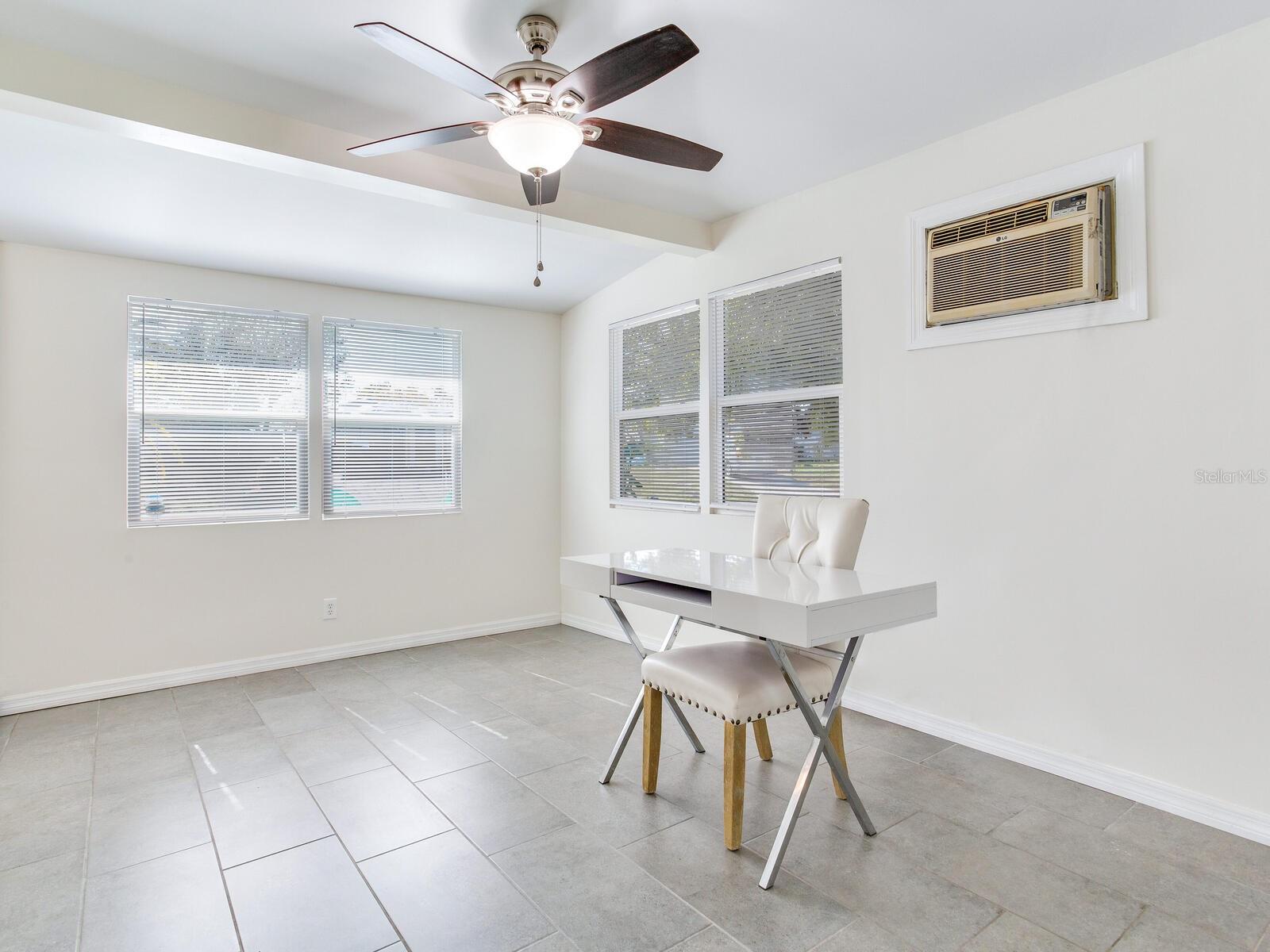 10463 118TH AVE, LARGO, FL, 33773