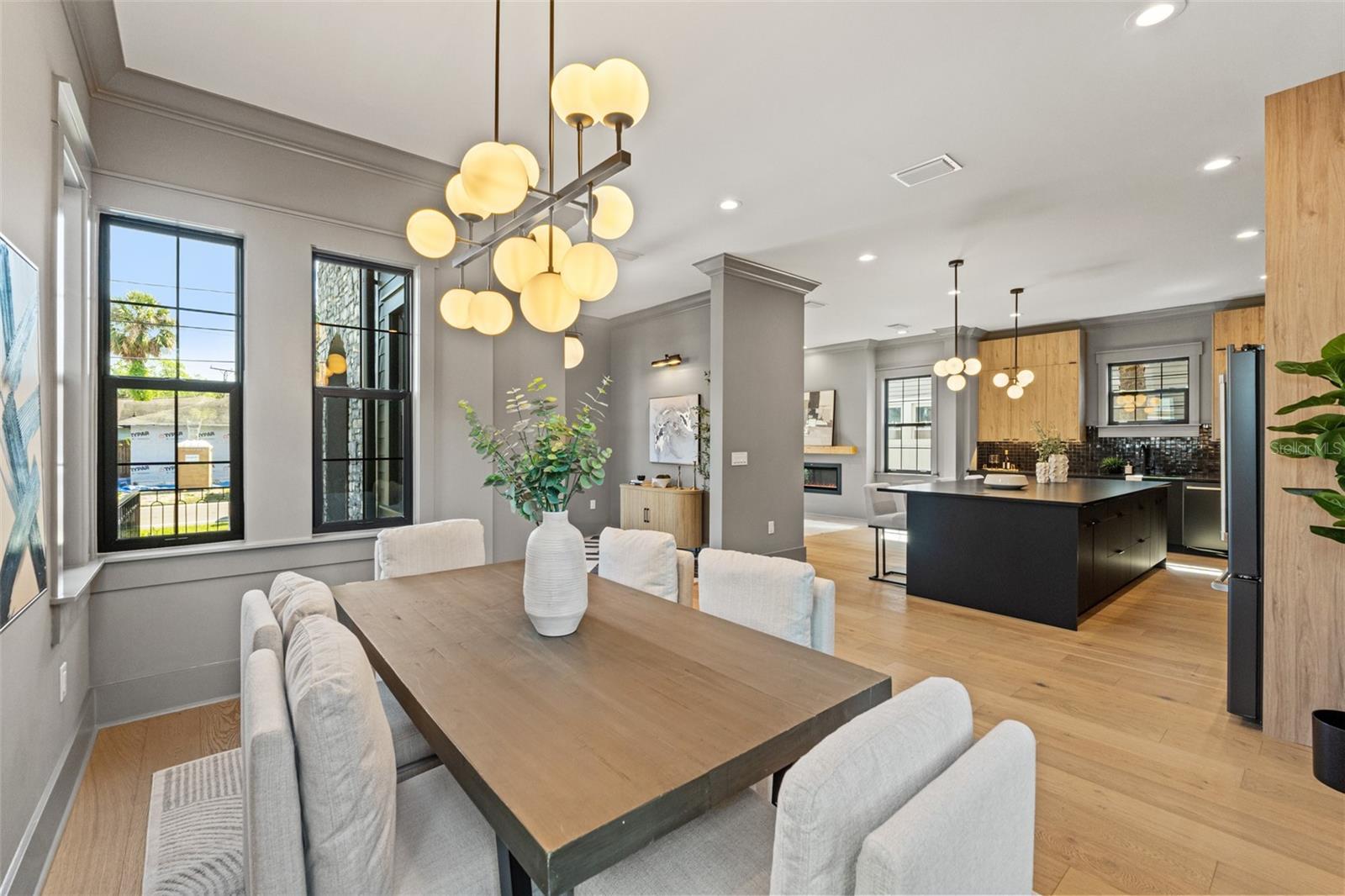 807 W PARK AVE, TAMPA, FL, 33602