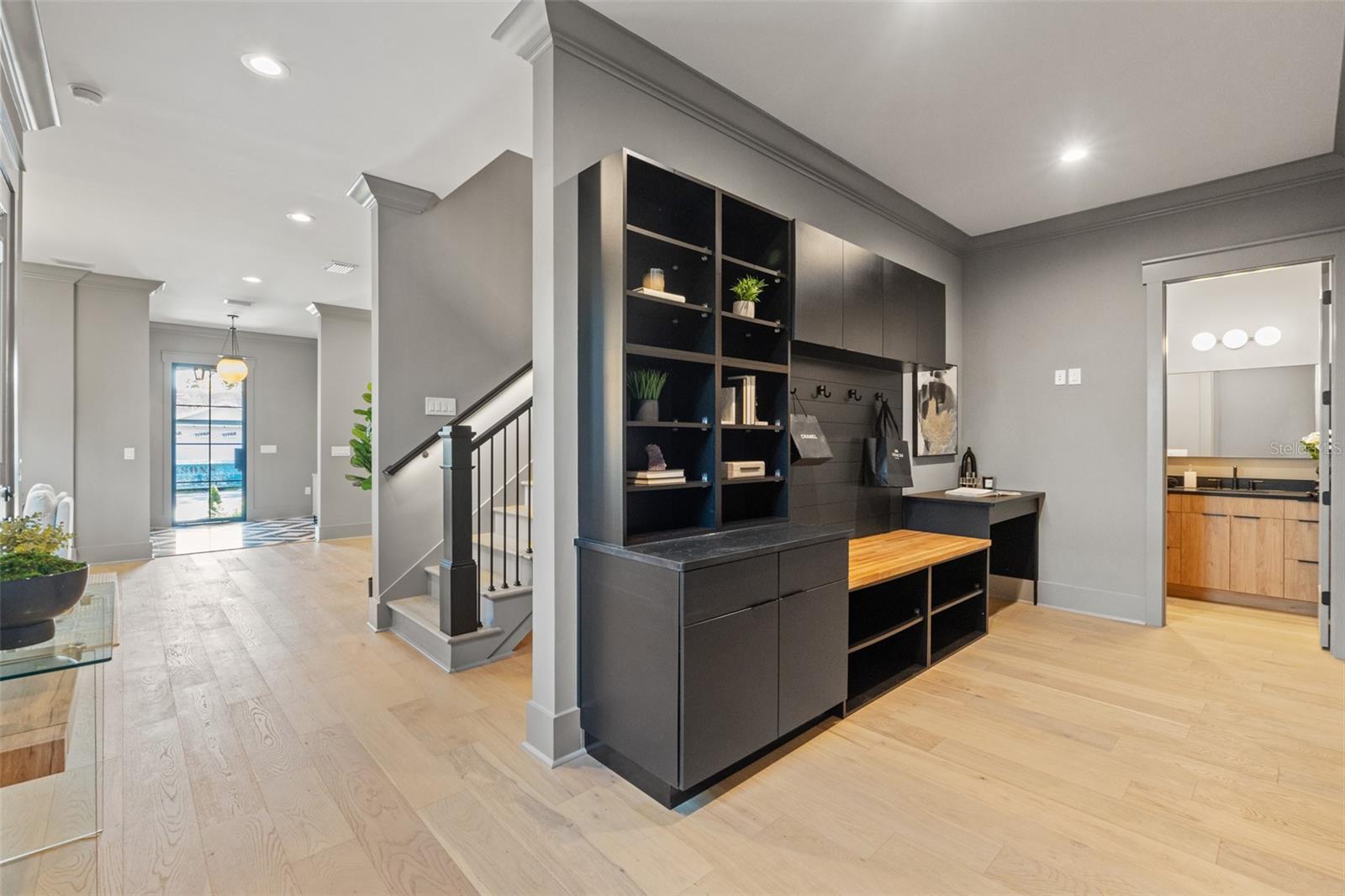 807 W PARK AVE, TAMPA, FL, 33602